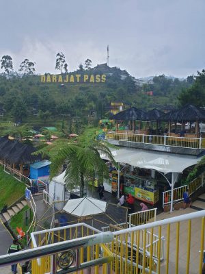 19. Masjid Al Mi’raj Darajat Pass Garut